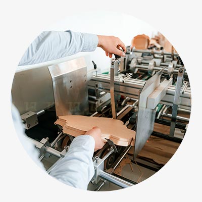 Trang chủ 11 dịch vụ dán hộp gia công in ấn thái quân