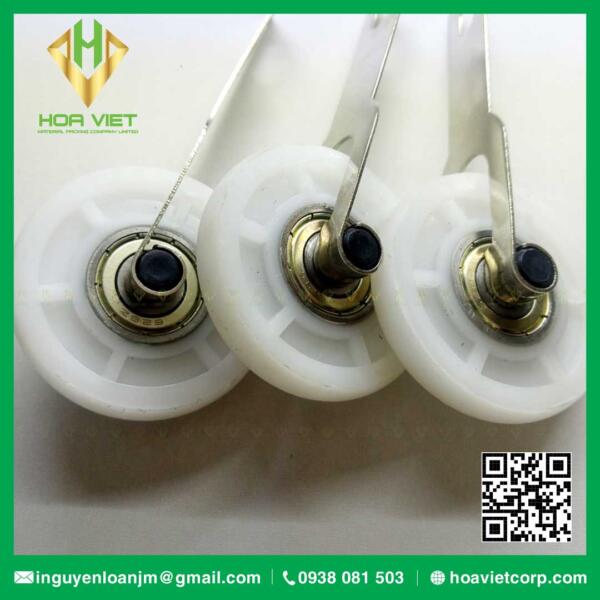 Bánh xe đè giấy cán màng tại cm