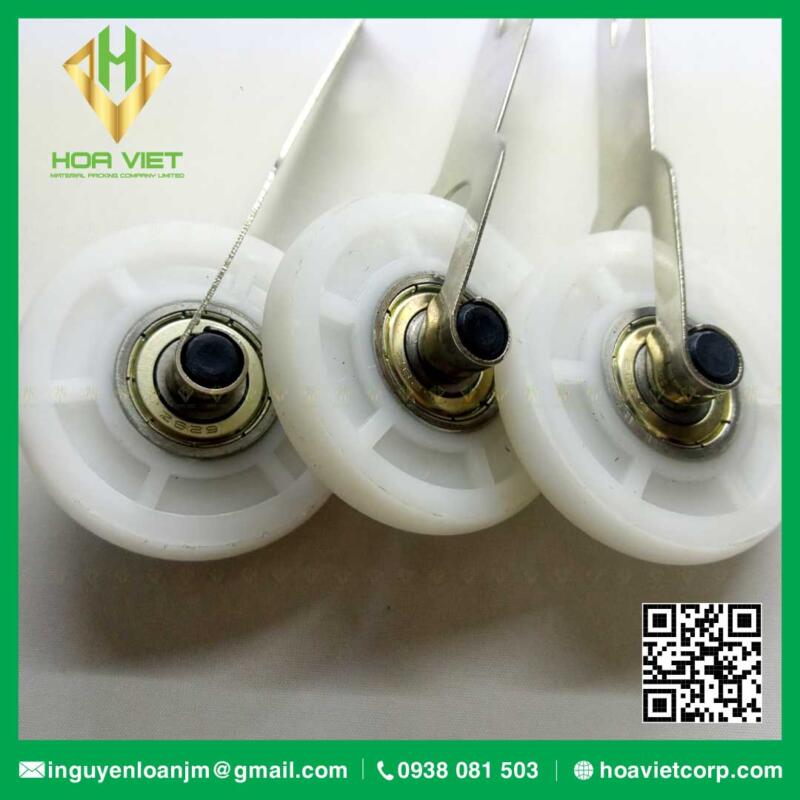 Trang chủ 30 Bánh xe đè giấy cán màng tại cm