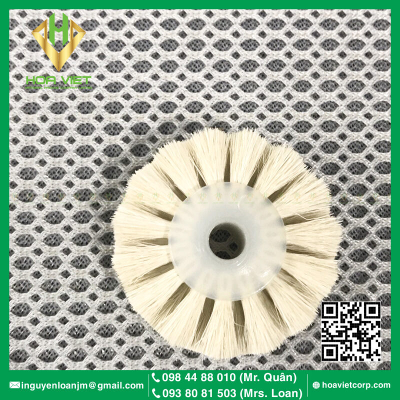 Trang chủ 25 Banh xe long Ryobi 38x6 1