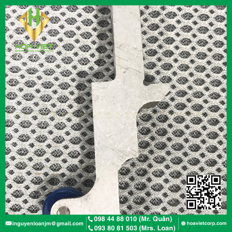 Bass Mitsubishi co bi DK13