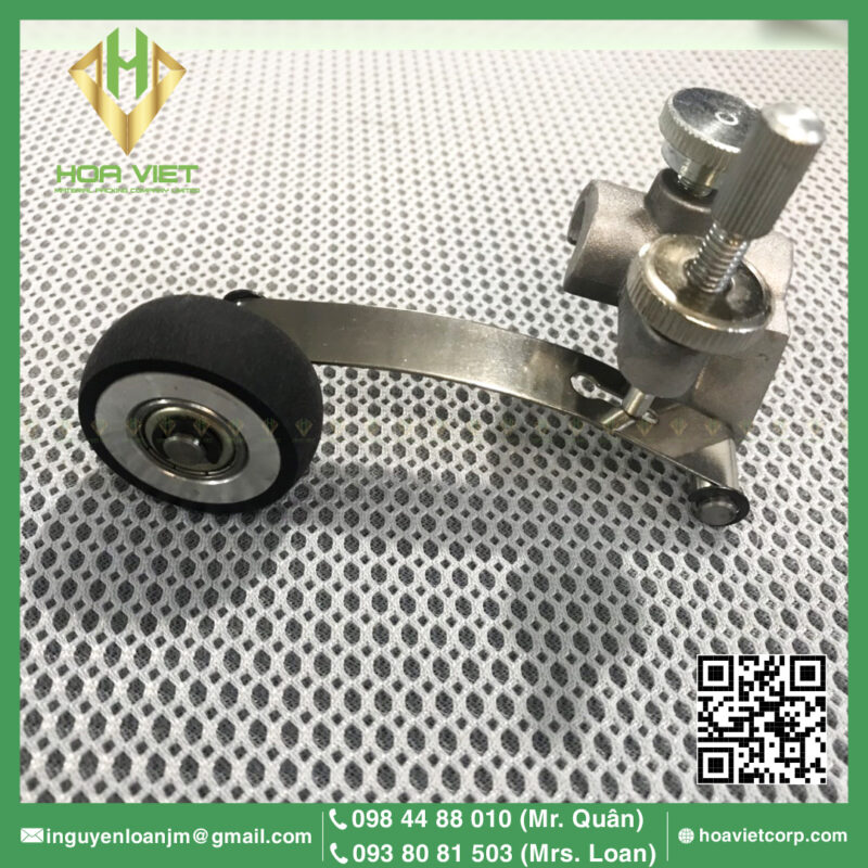 Bo cum Banh xe cao su den DK 35 606Z