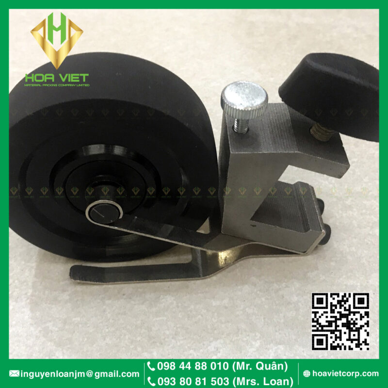 Bo cum banh xe nhua luoi ga 105