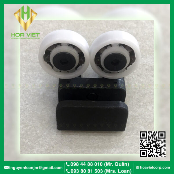 Cùm Đôi Bạc Đạn Nhựa 1