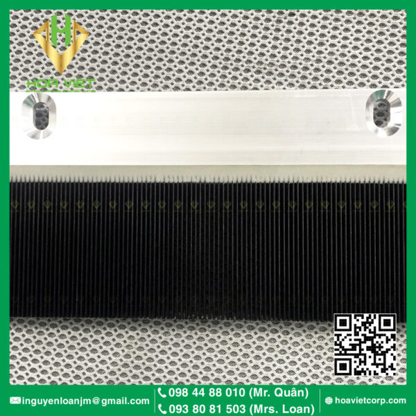 Lược Nhôm Đen Đè Giấy 200x100