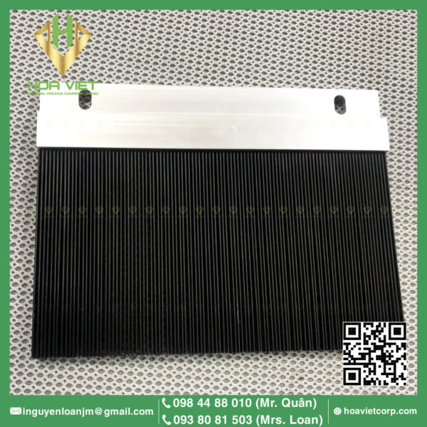 Lược Nhôm Đen Đè Giấy 200x150