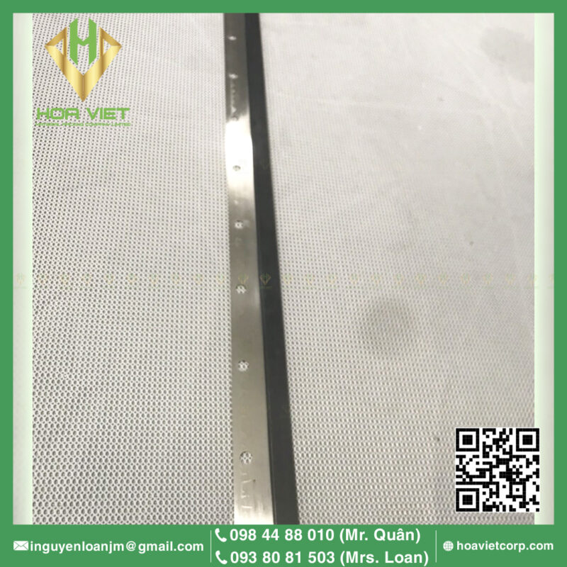 Luoi gat Thep Komori A29 820 11 lo